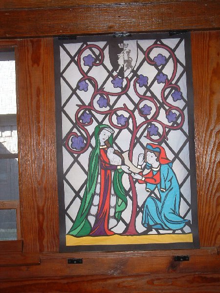 Meistres Bronwen o Gydweli's window at Heroes & Heroines in A.S. XXXVIII (2004)