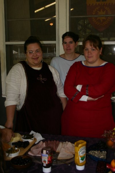 Muriel, Maegwyn and Isabella at Festival of the Laurels in October of 2005