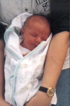 Padaig Ó Conaill  (at age 6 days) at a Saturday Fighter Practice at Mistress Bronwen's on December 5th, A.S. XXXIII (1998)